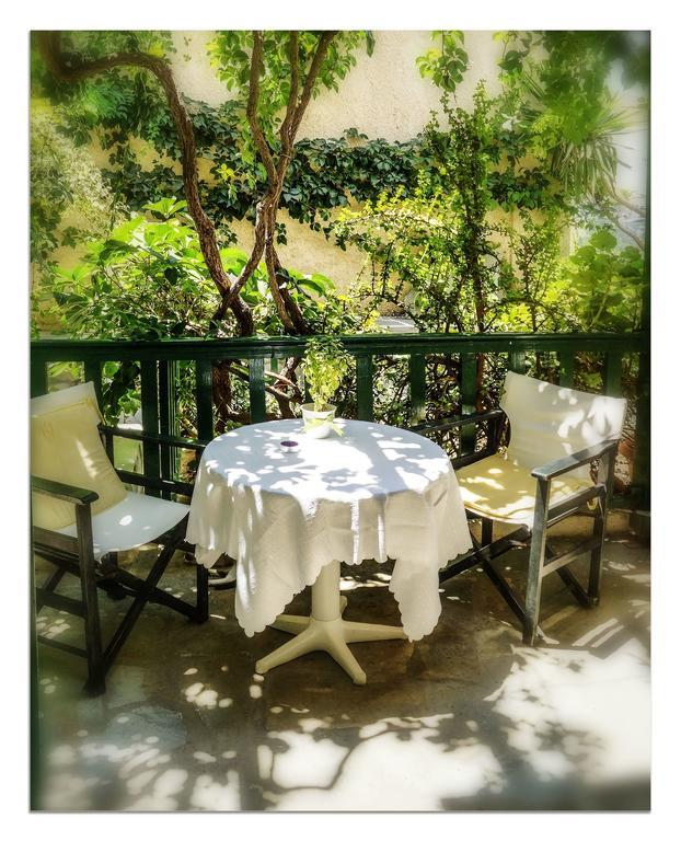 Georgios Milos Adamantas Exterior photo